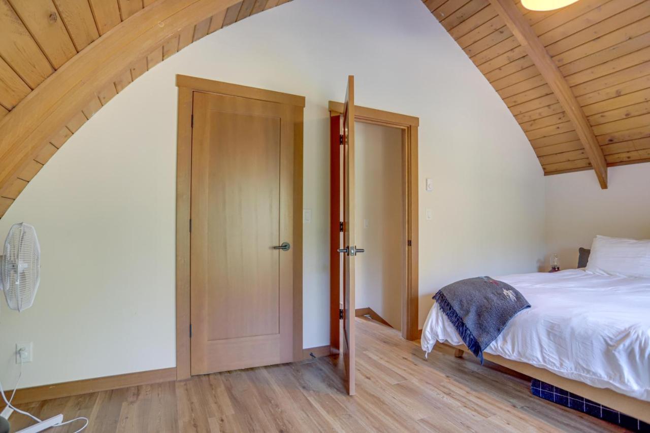 The Bow Roof Cabin Government Camp Eksteriør bilde
